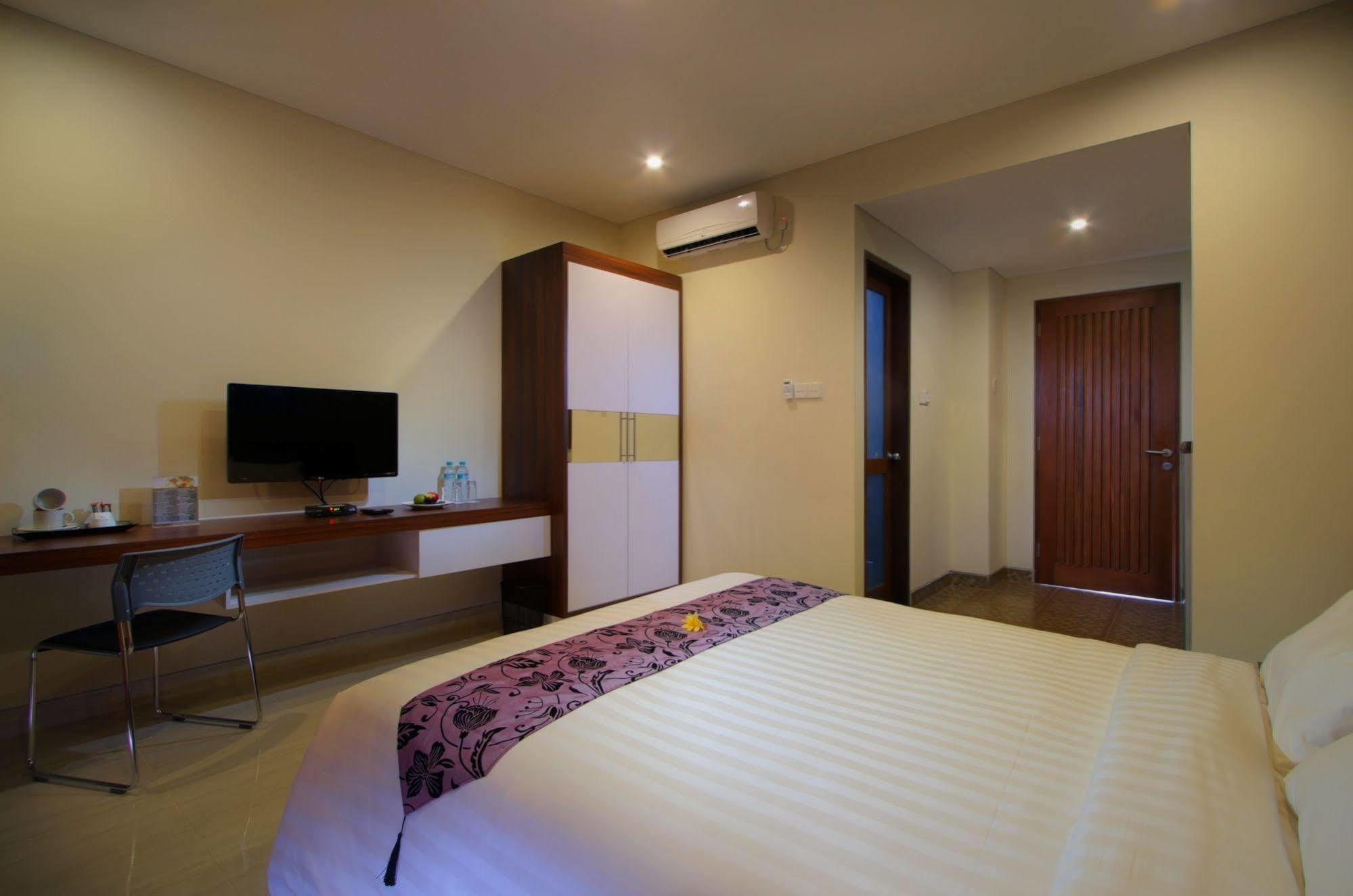 Umah Bali Suites And Residence Dempassar Exterior foto